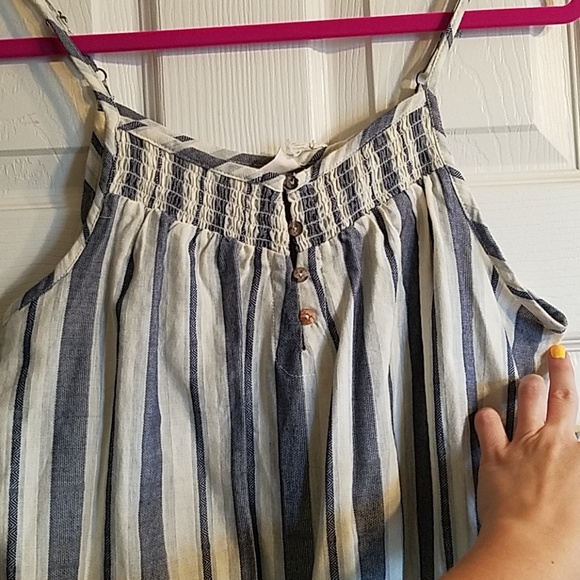 Flowy tank - Picture 2 of 4